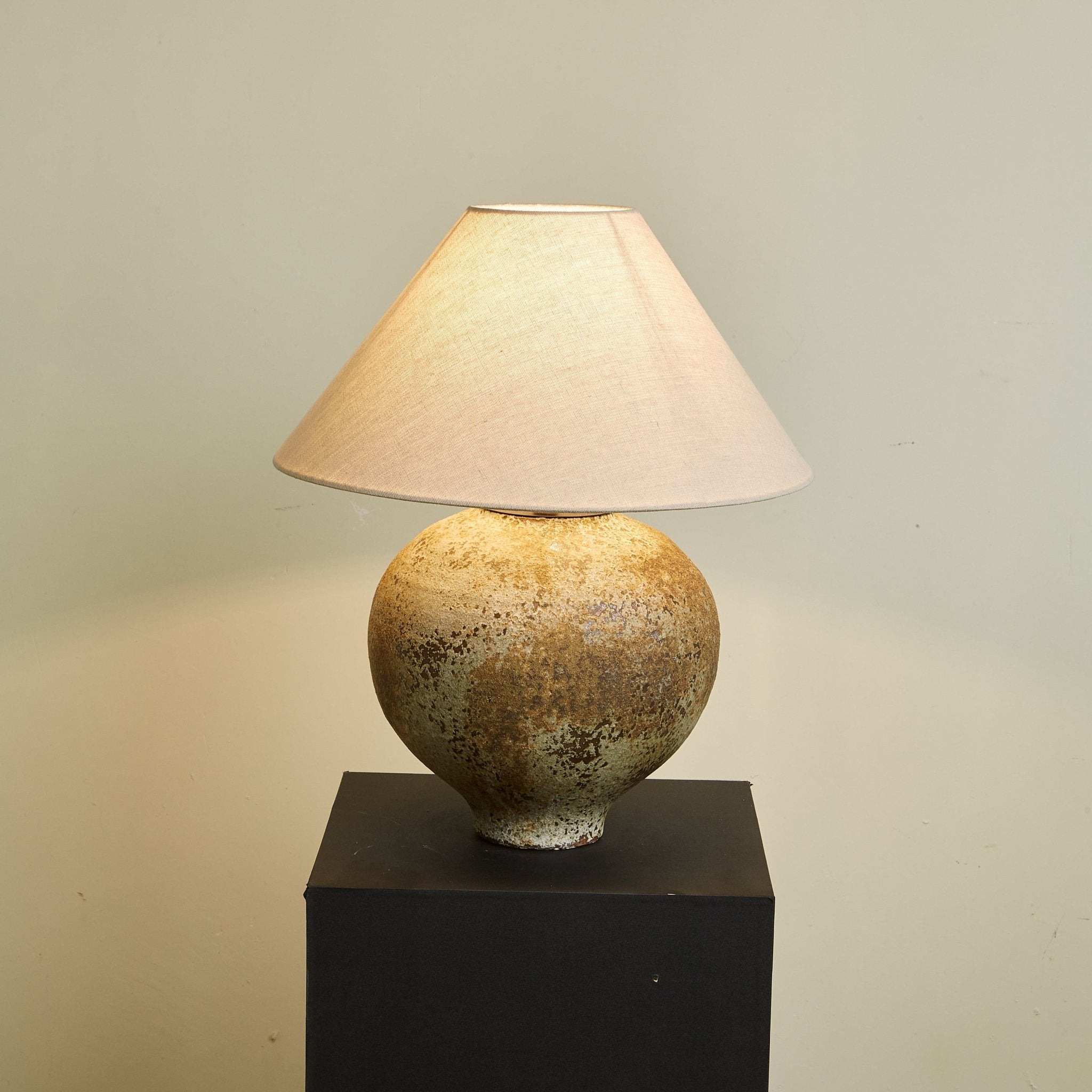 Felnorisa Table Lamp