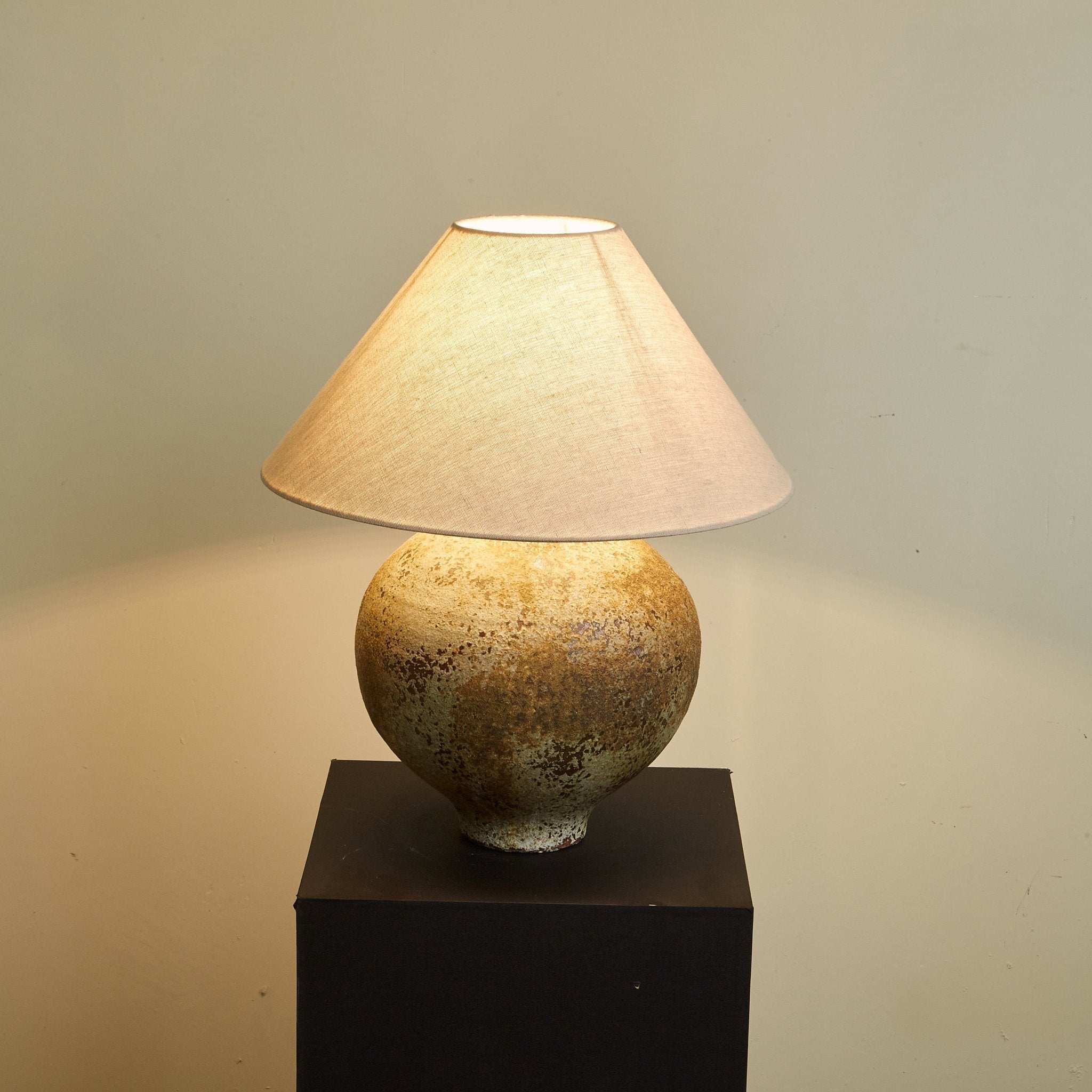 Felnorisa Table Lamp