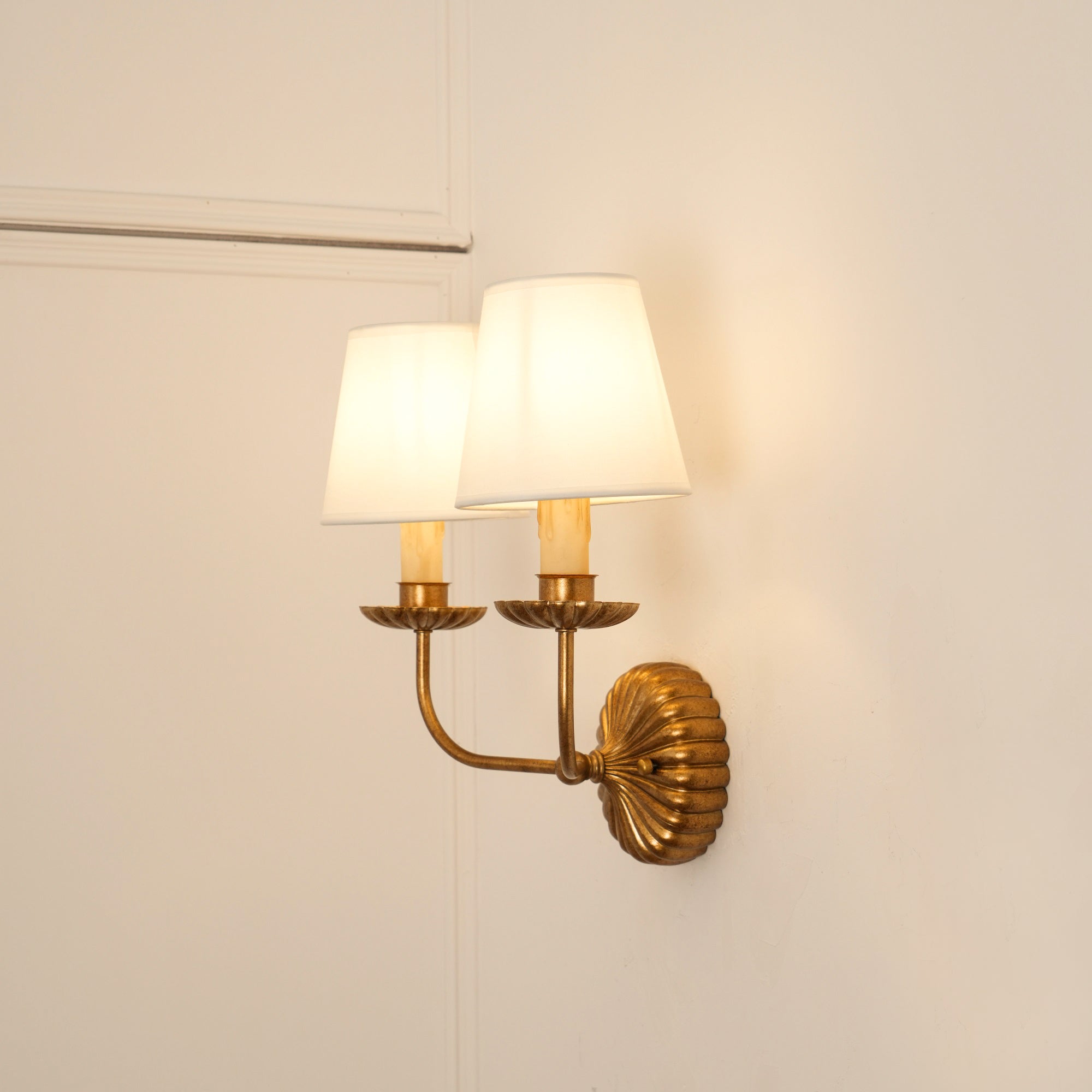 Sterve Wall Light