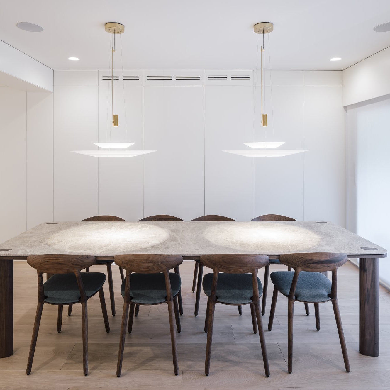Merru Disc Pendant Light