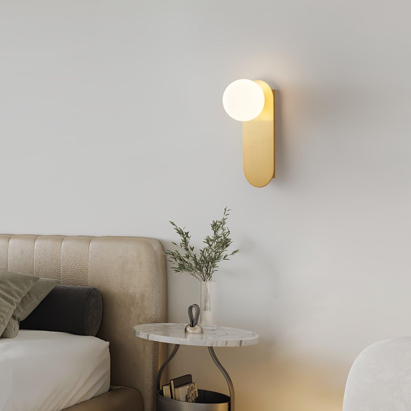 Fynsor Wall Light