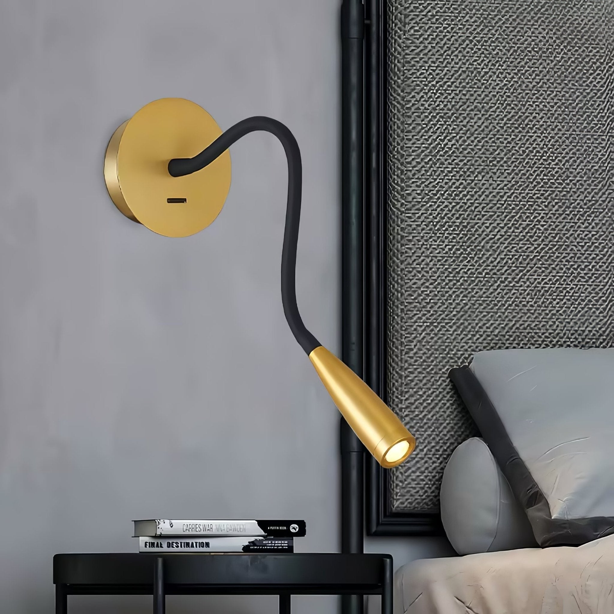 Fluxy Wall Light