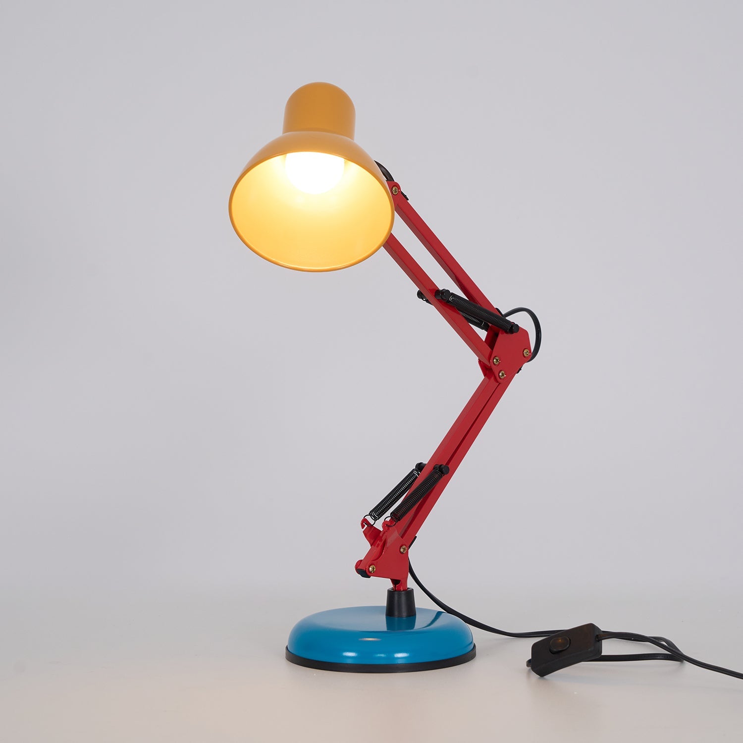Dalemo Table Lamp