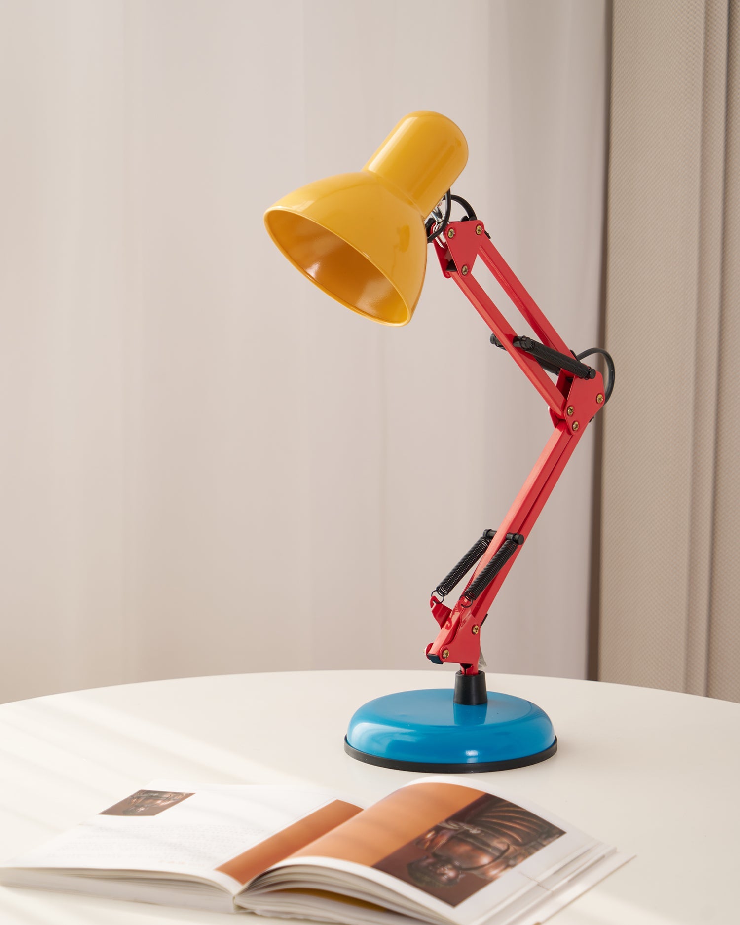 Dalemo Table Lamp