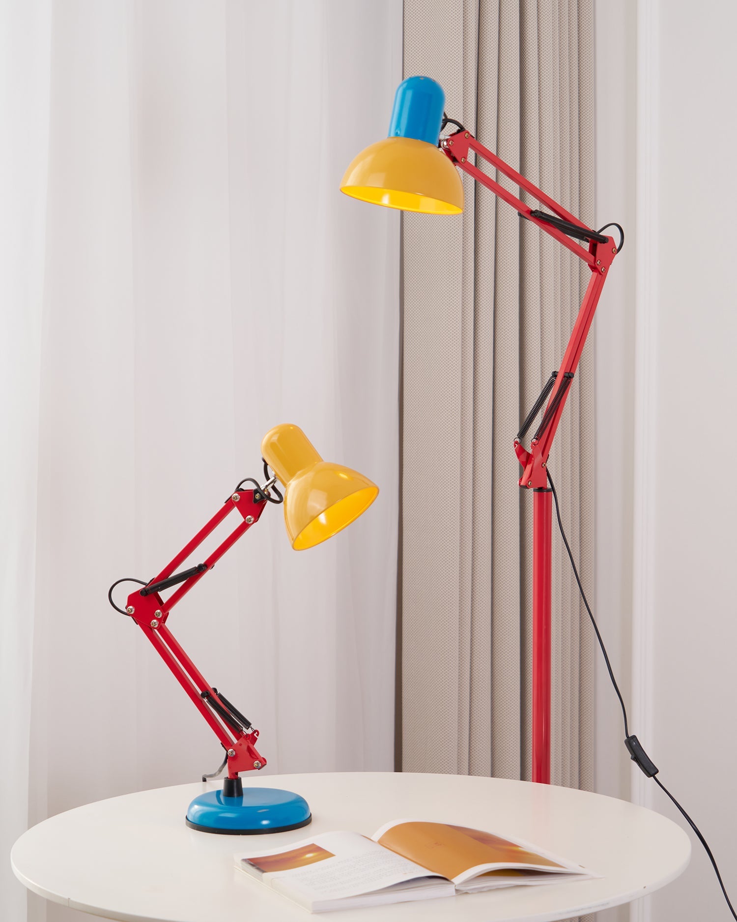 Dalemo Table Lamp
