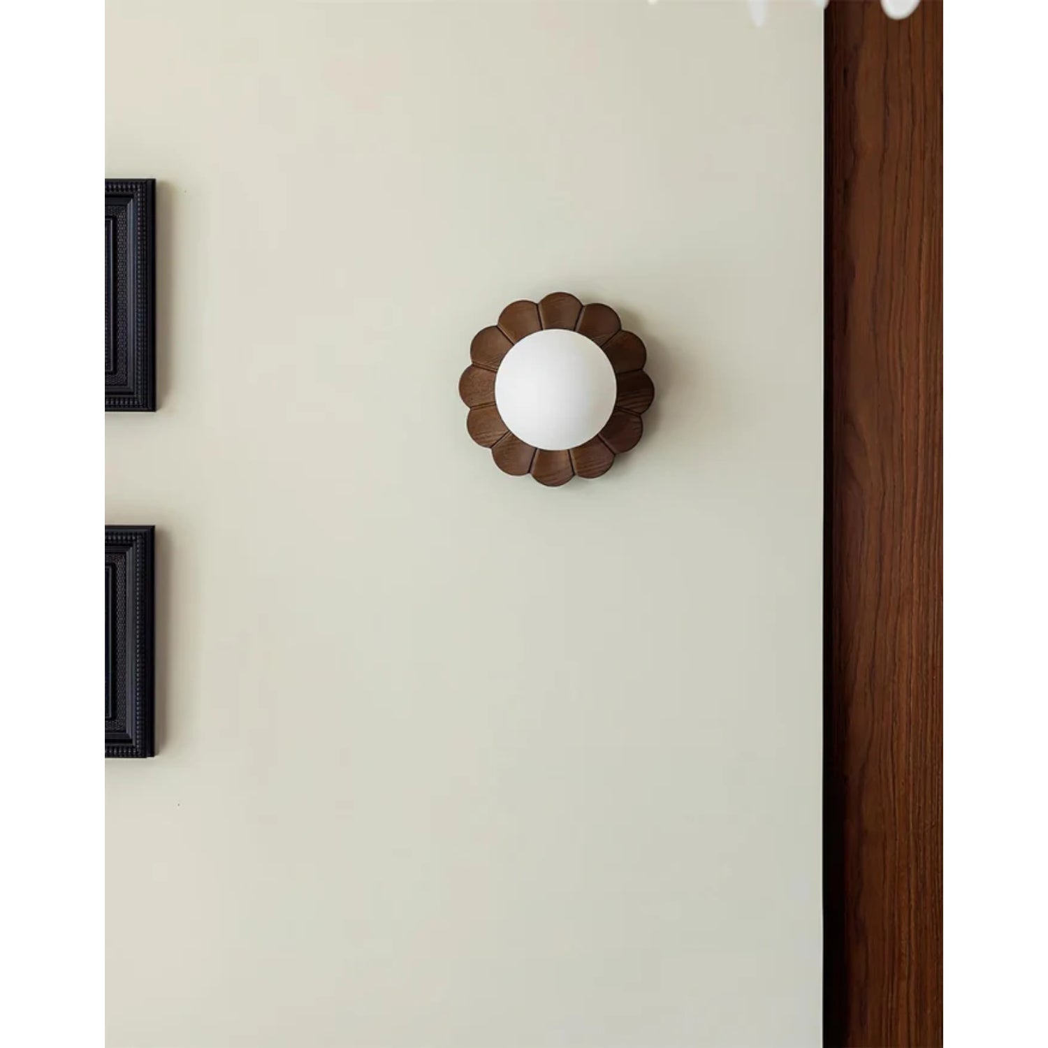 Fenora Wall Light