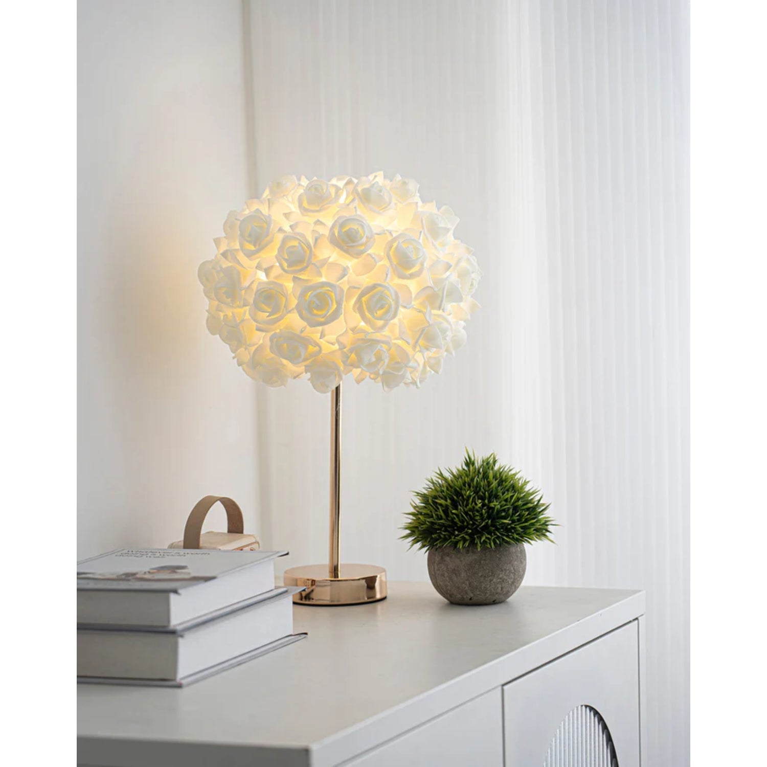Mosha Table Lamp