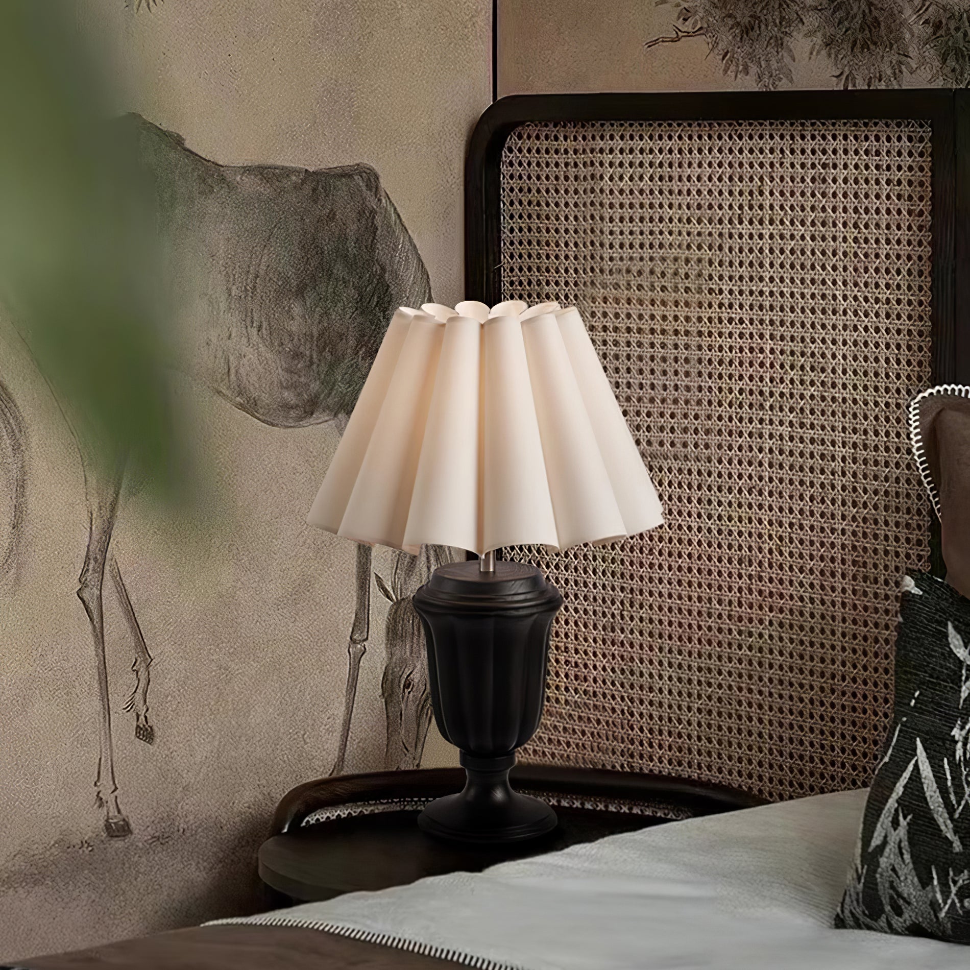 Telofis Table Lamp