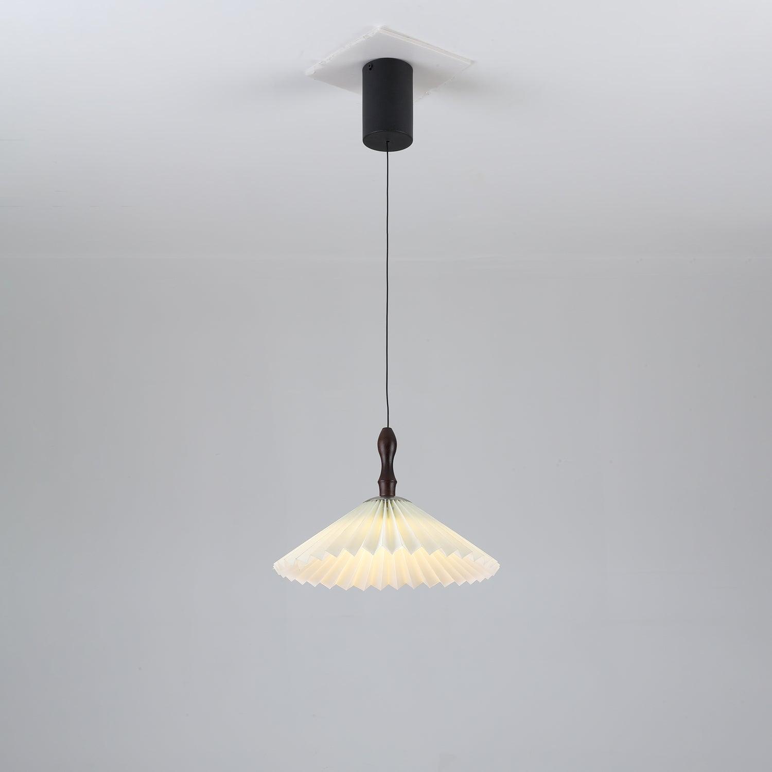 Felowe Pendant Light