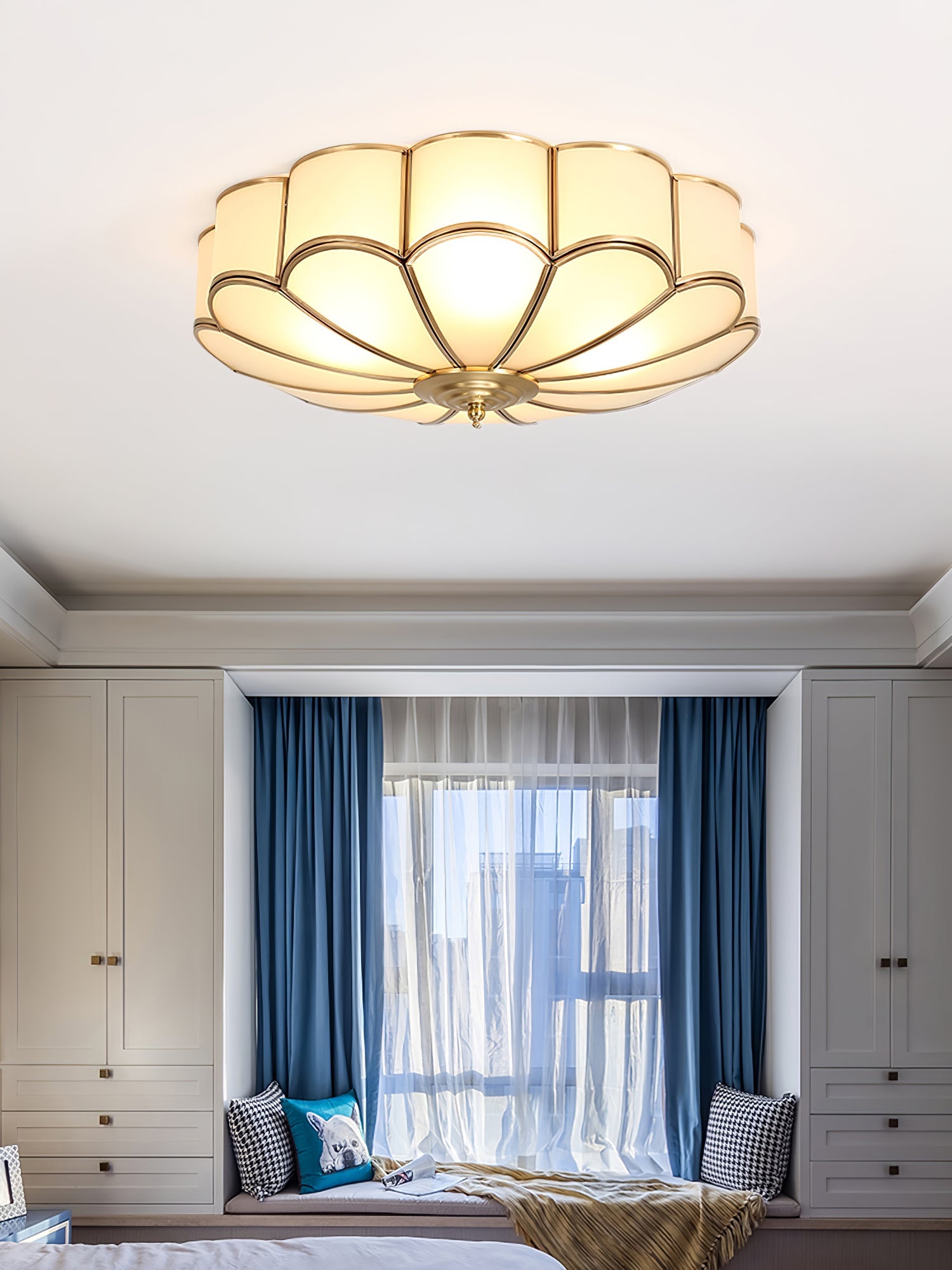 Hawve Flower Ceiling Light