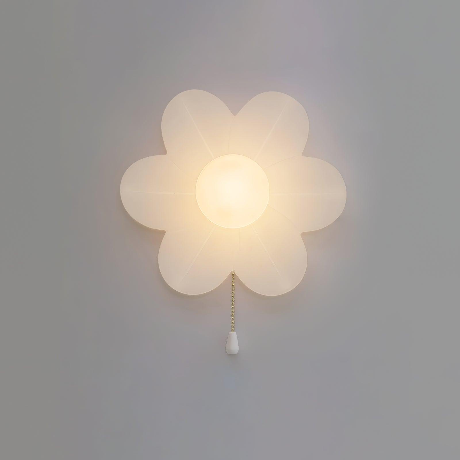 Lyn Flower-Shaped Wall Light