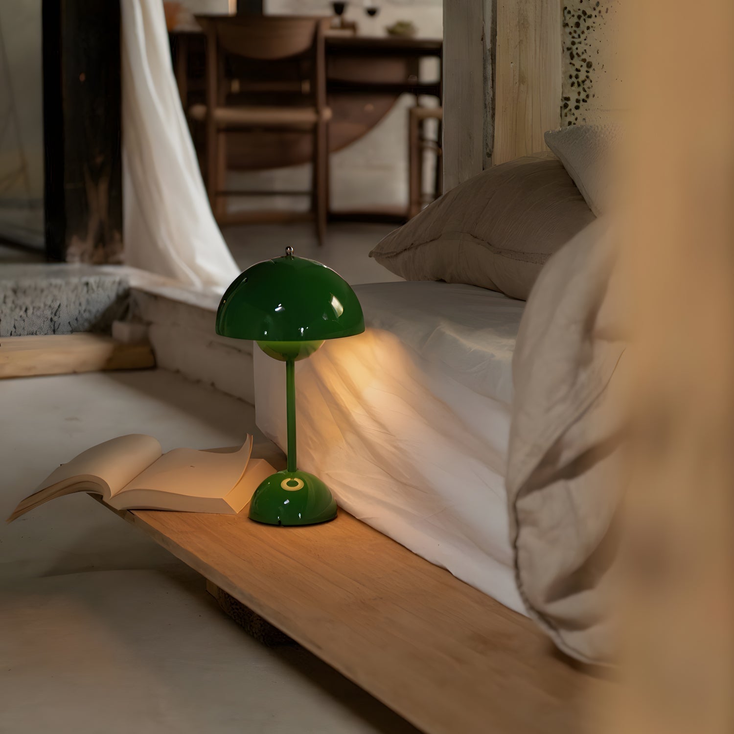 Evelia Mushroom Table Lamp