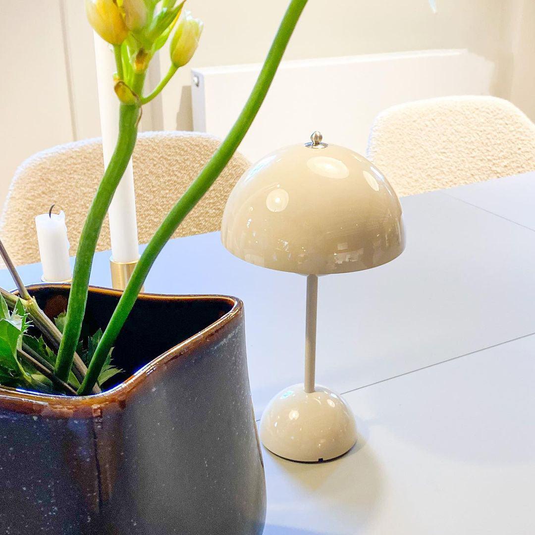 Evelia Mushroom Table Lamp