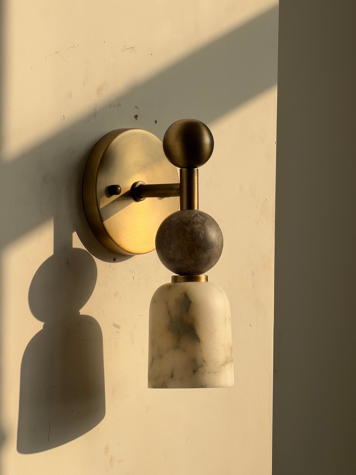 Yareror Sculptural Wall Light