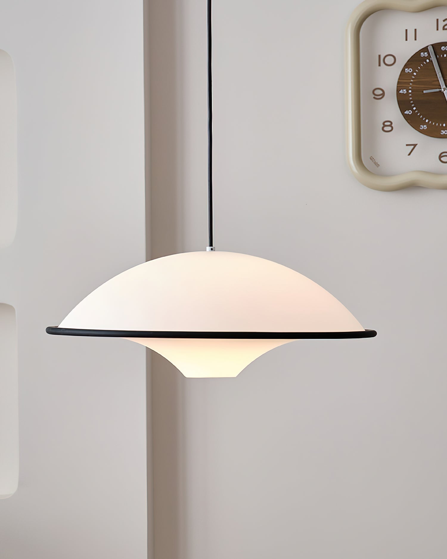Folava Pendant Light