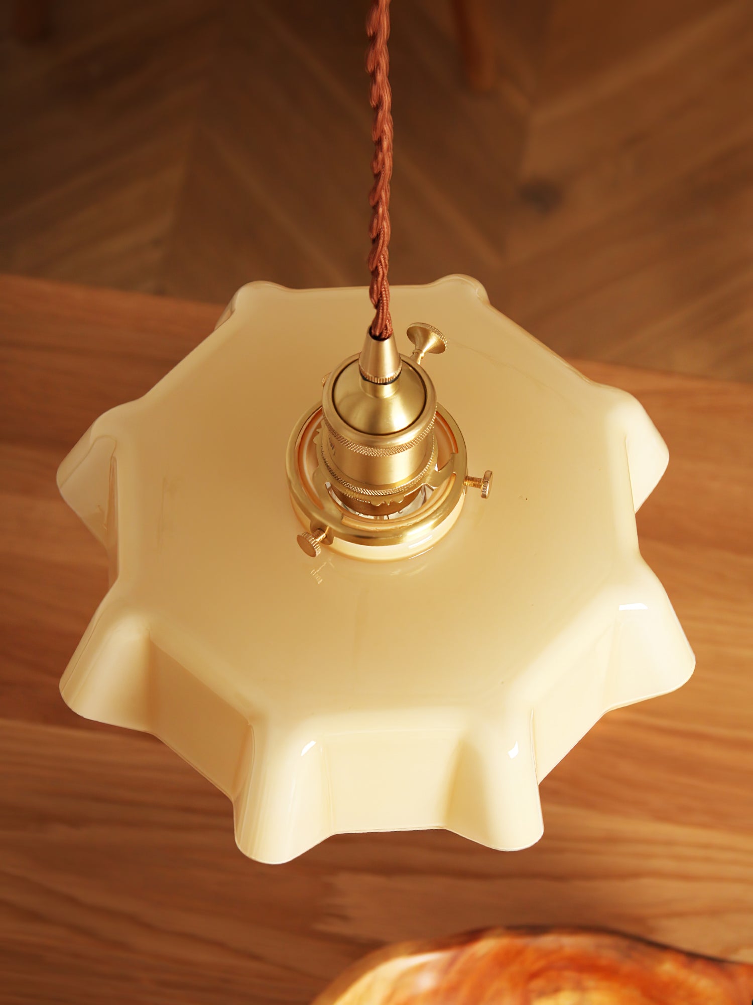 Delora Vintage Pendant Light