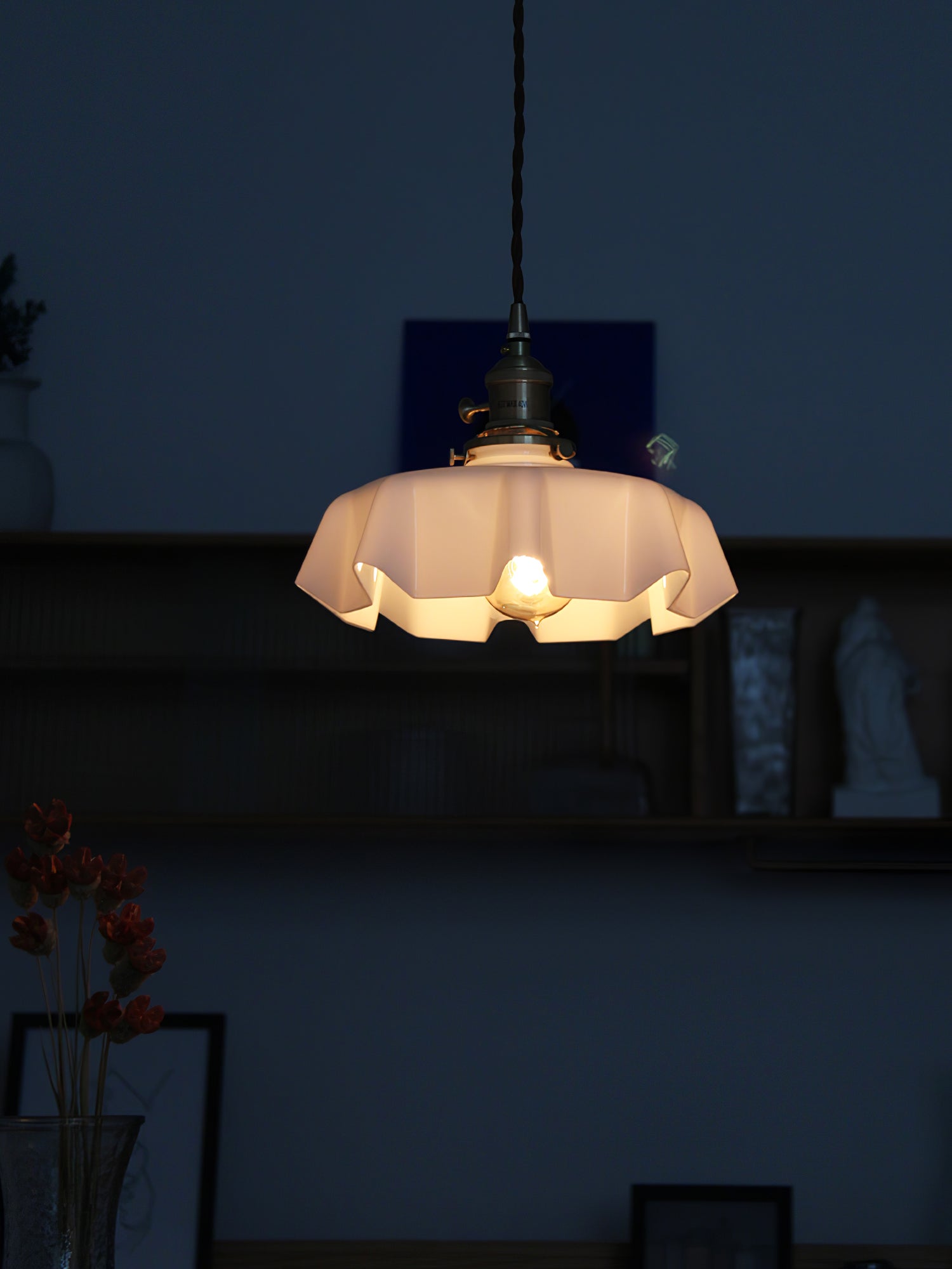 Delora Vintage Pendant Light