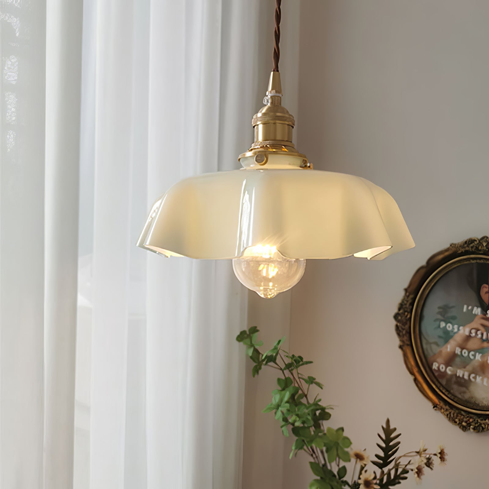 Delora Vintage Pendant Light