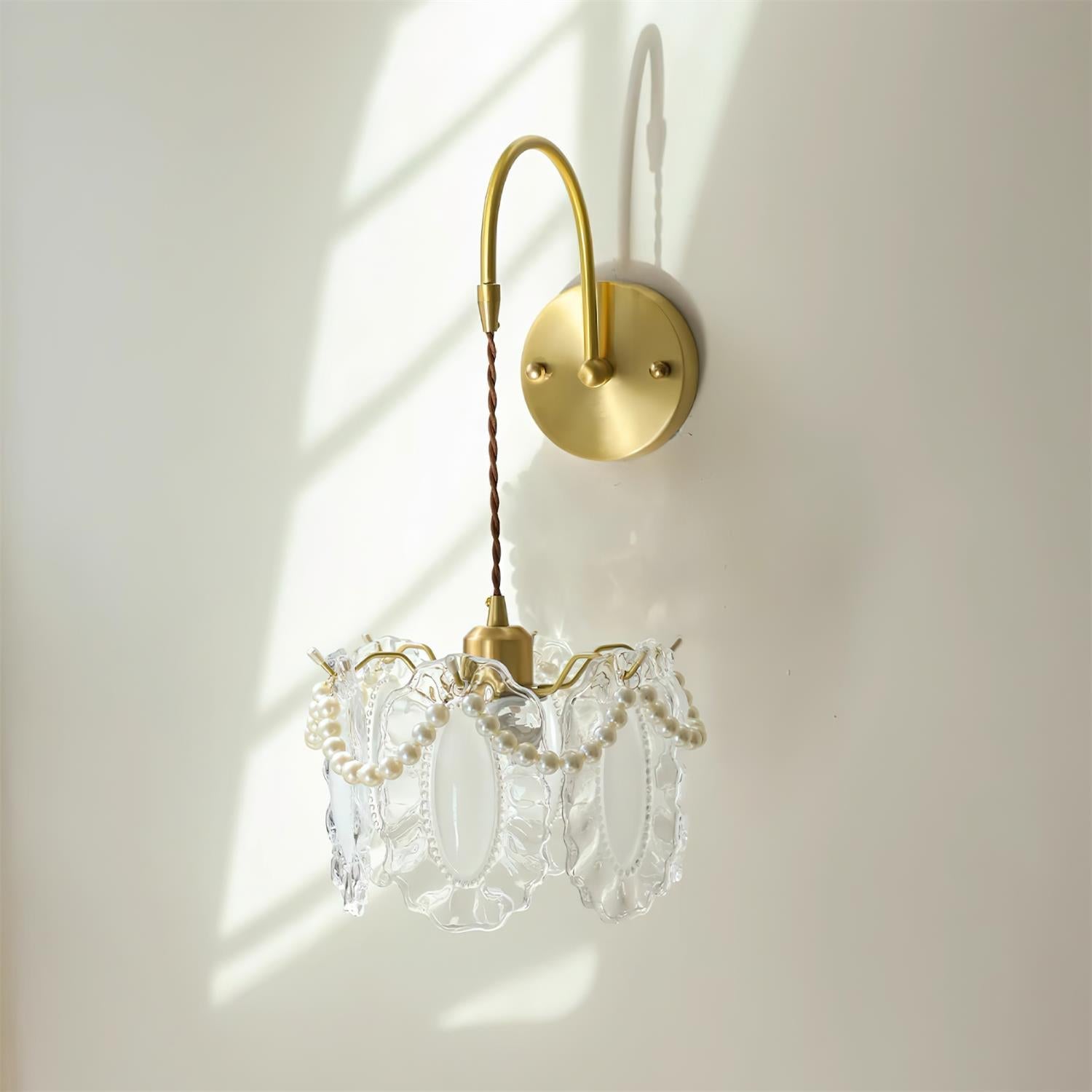 Nysaa Flower Wall Light
