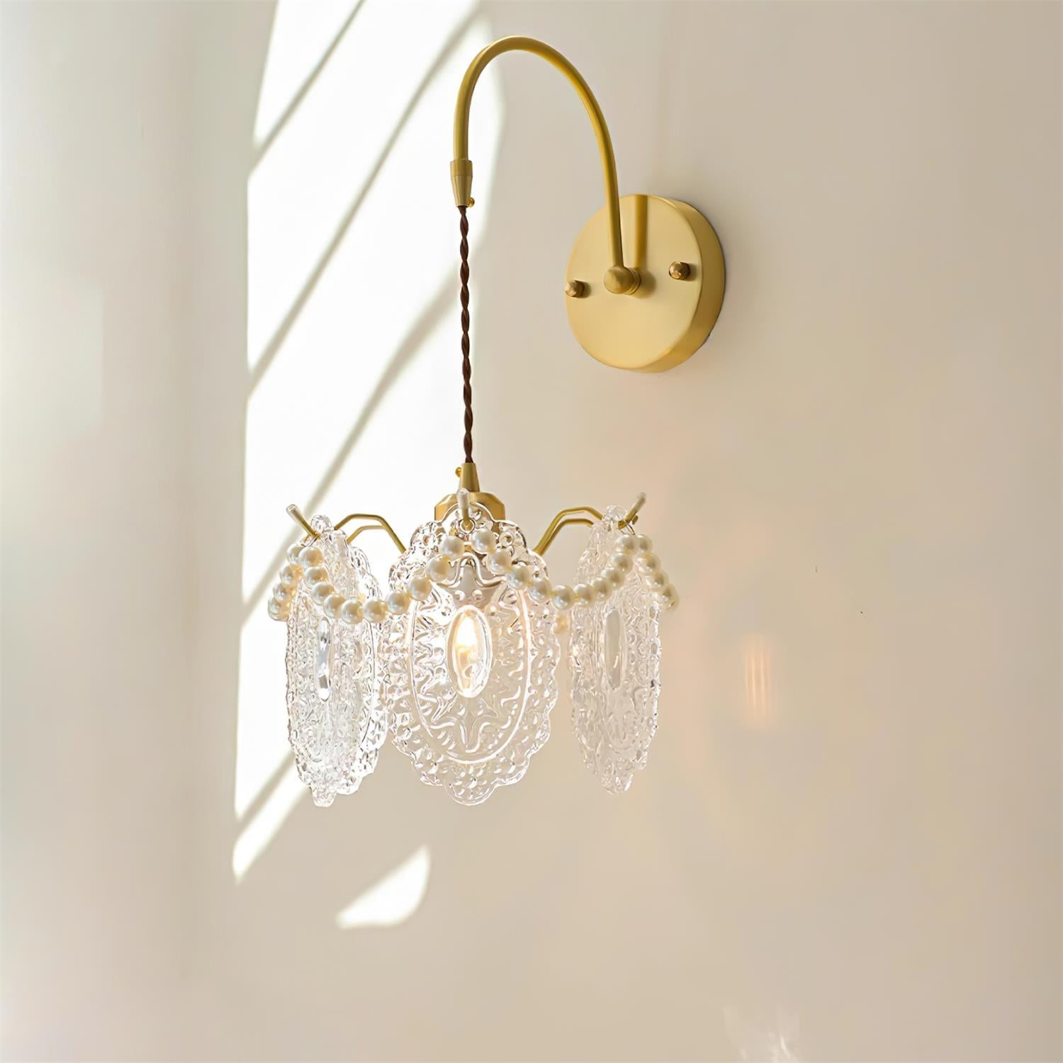 Nysaa Flower Wall Light