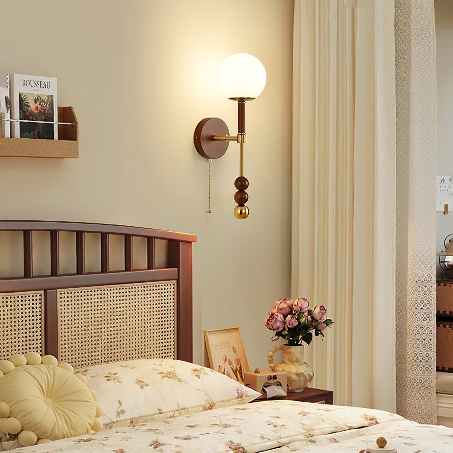 Romea Wall Light