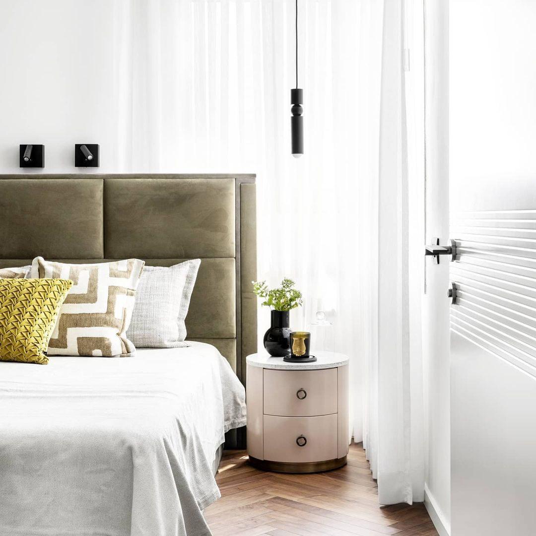 Valeerley Tube Pendant Light