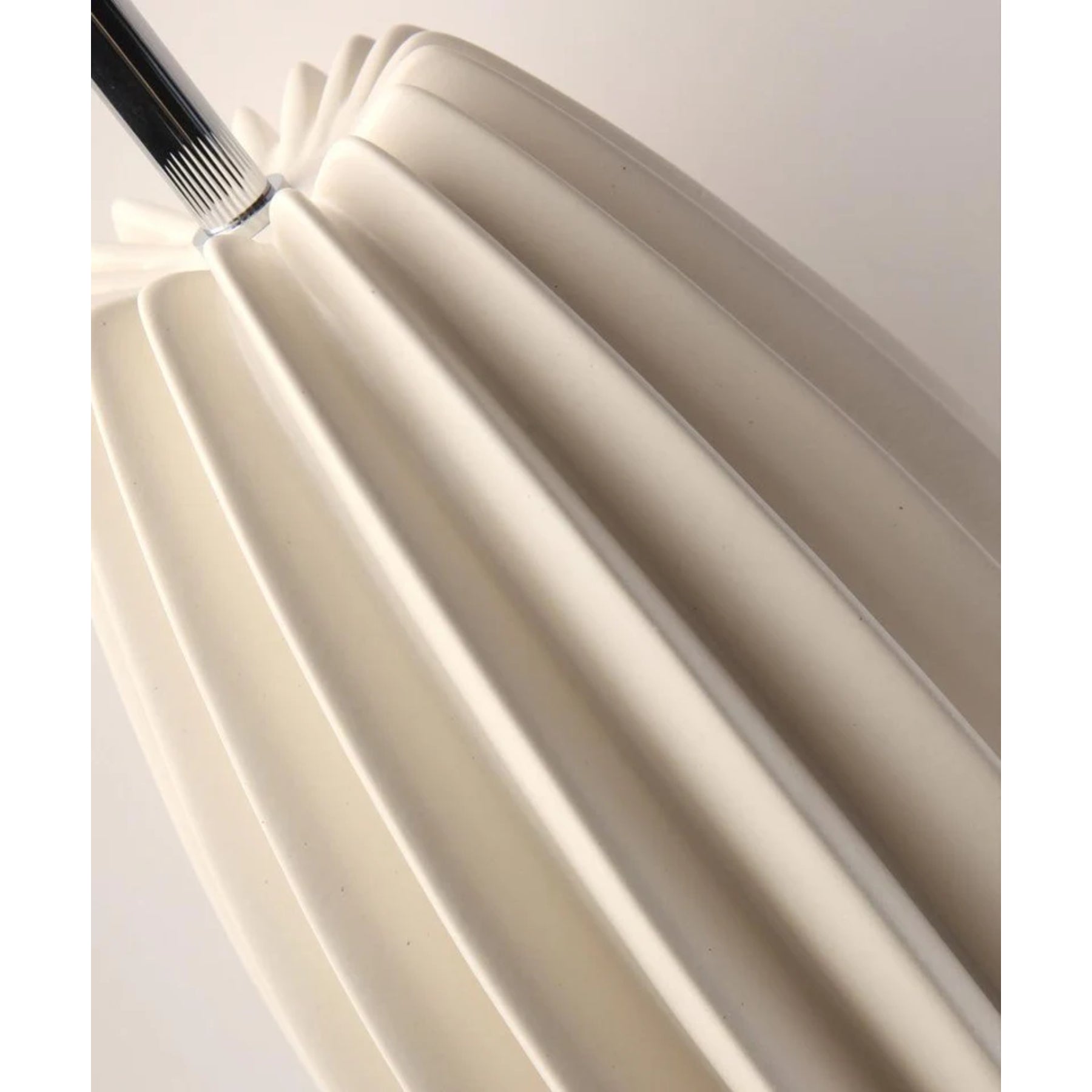 Gilinemo Table Lamp