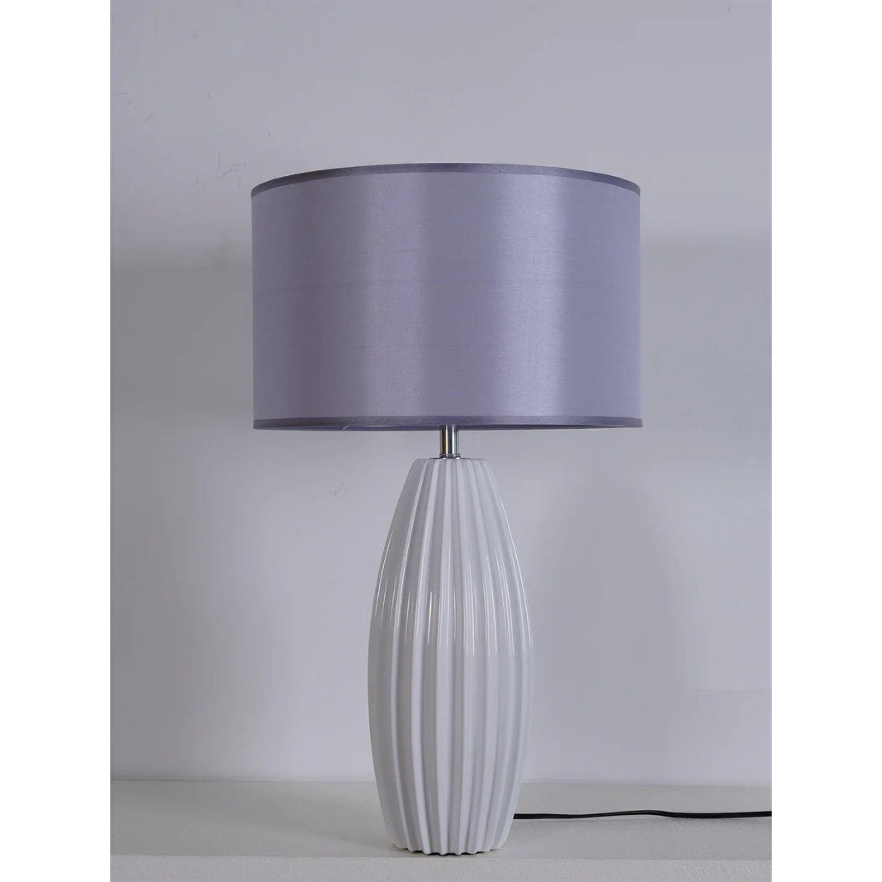 Gilinemo Table Lamp