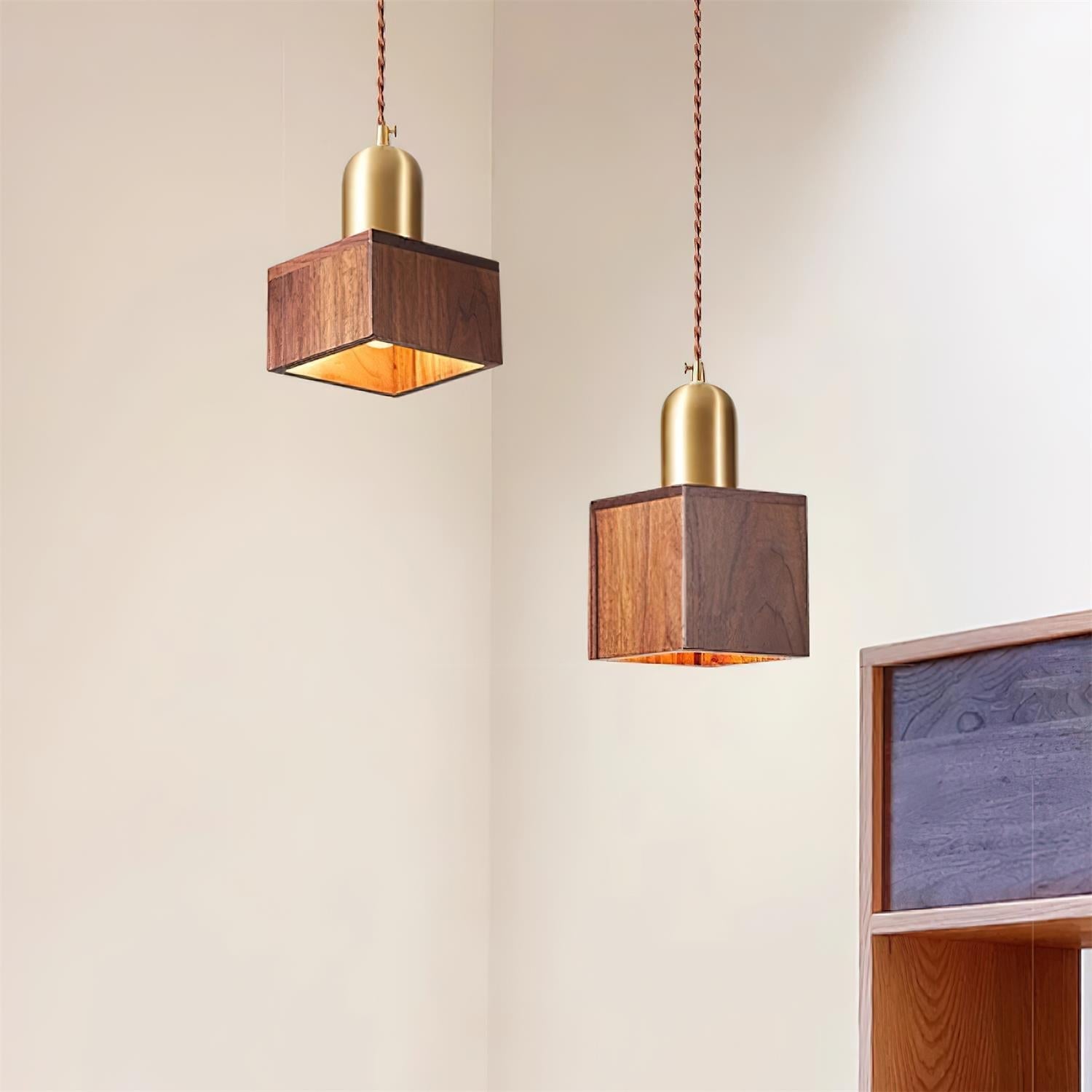Rokus Pendant Light