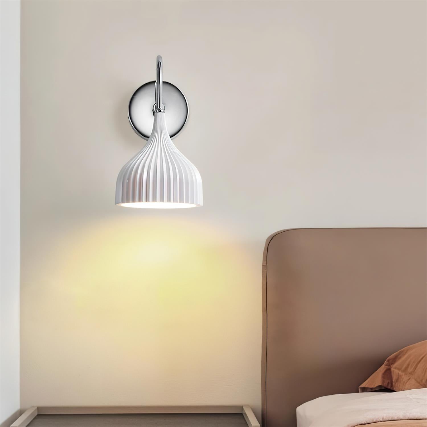 Gynzil Wall Light