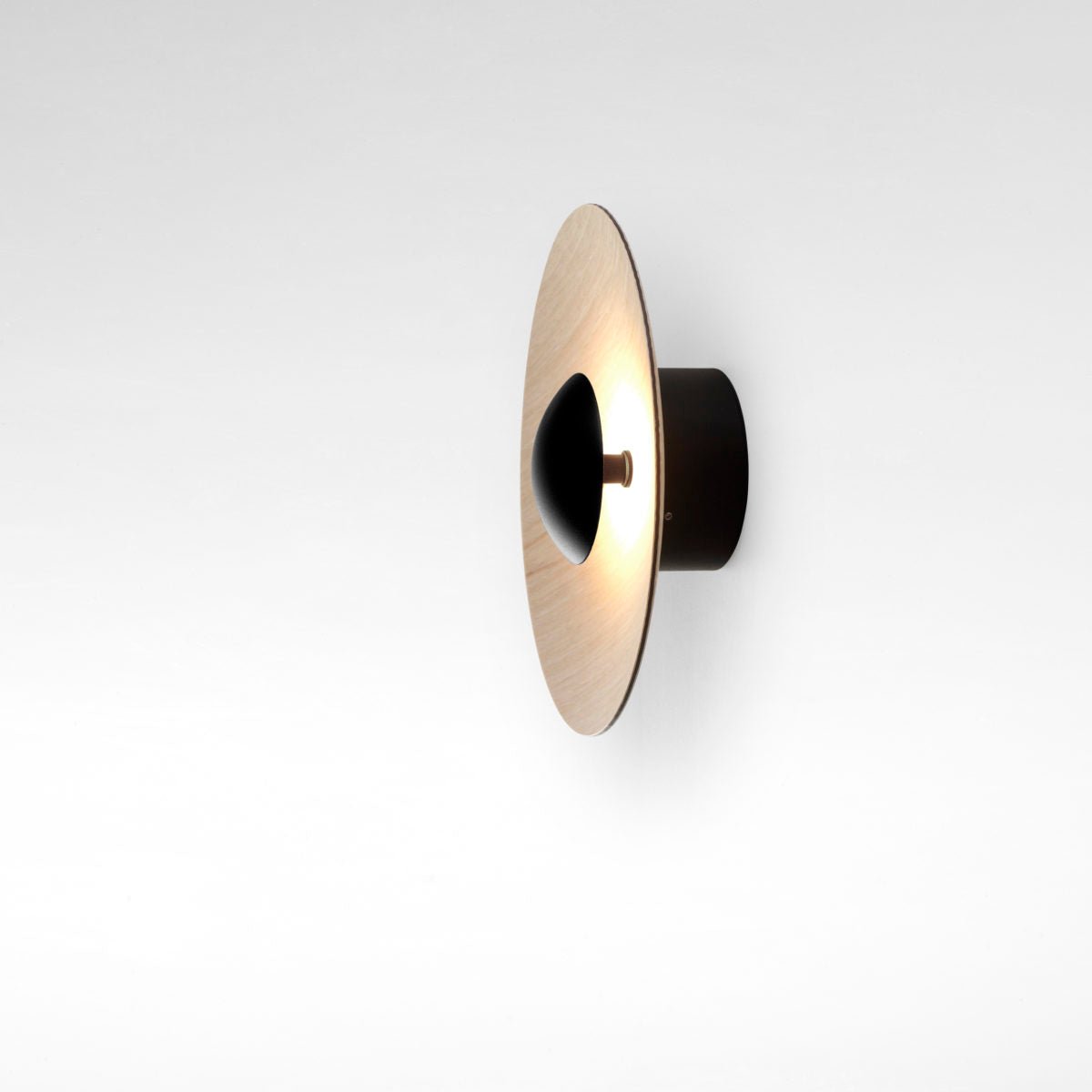 Gezone Wall Light