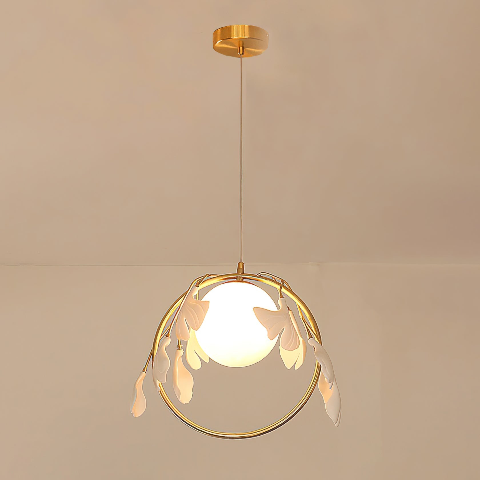 Gengo Flower Pendant Light