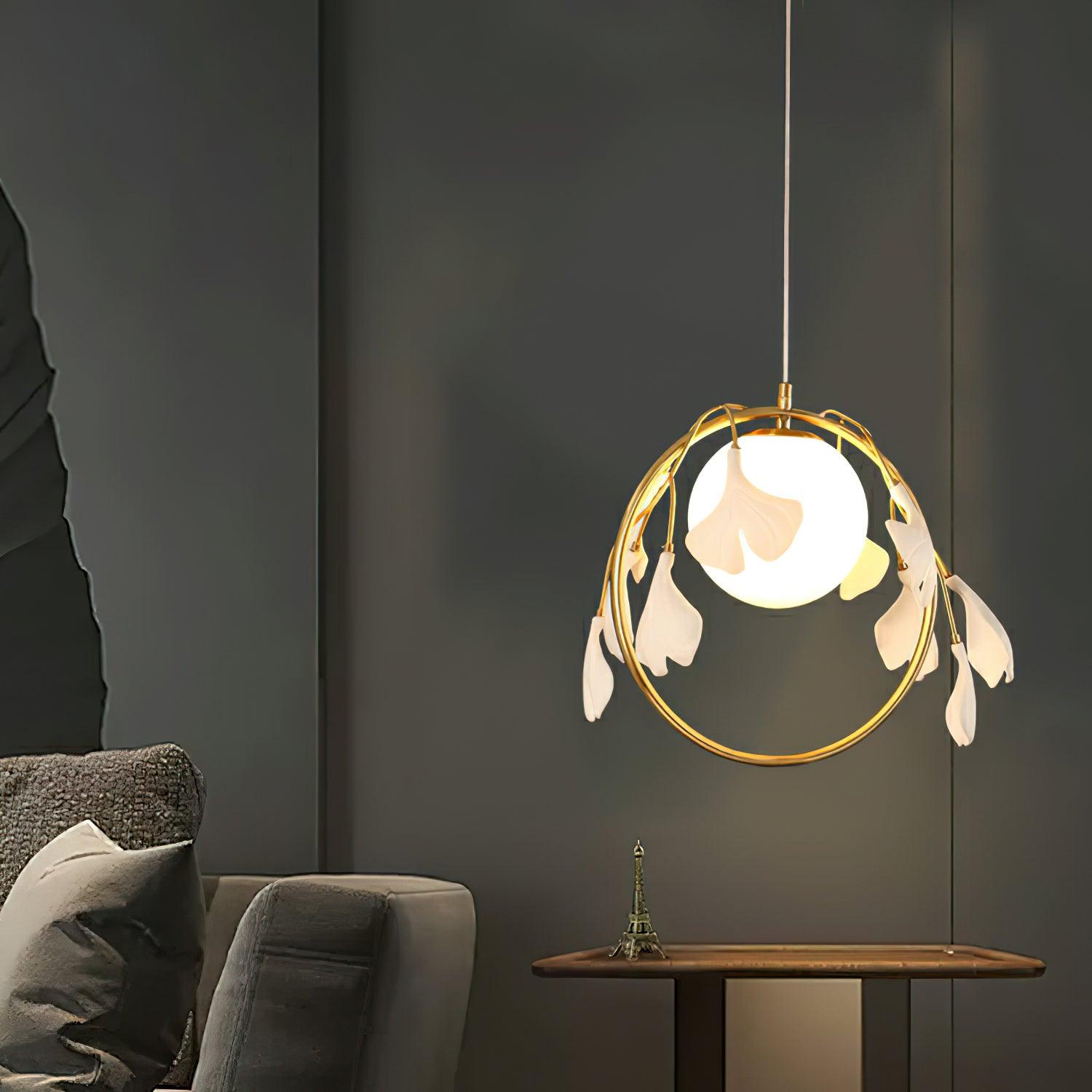 Gengo Flower Pendant Light