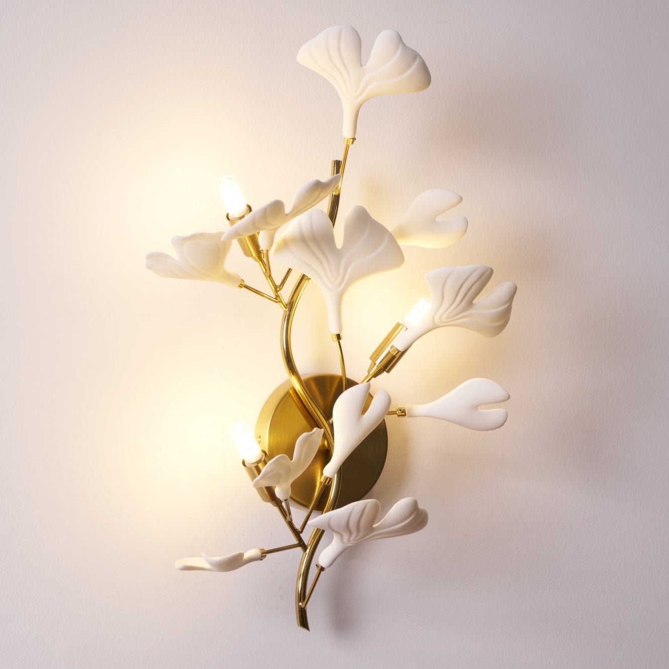 Fynzor Flower Wall Light