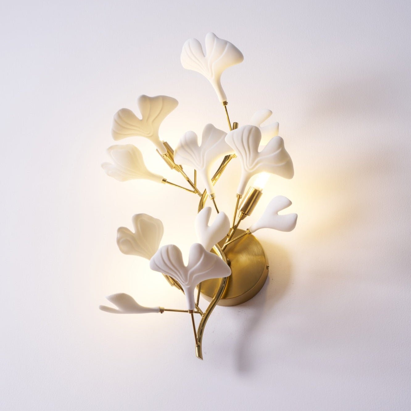 Fynzor Flower Wall Light