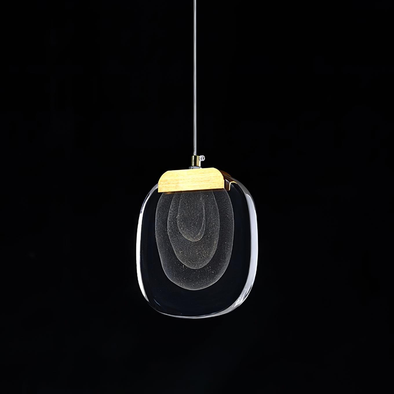 Quylon Pendant Light