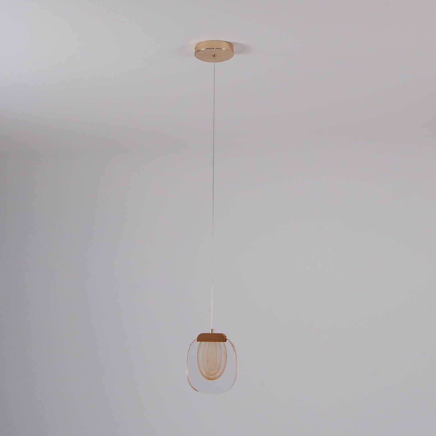 Quylon Pendant Light