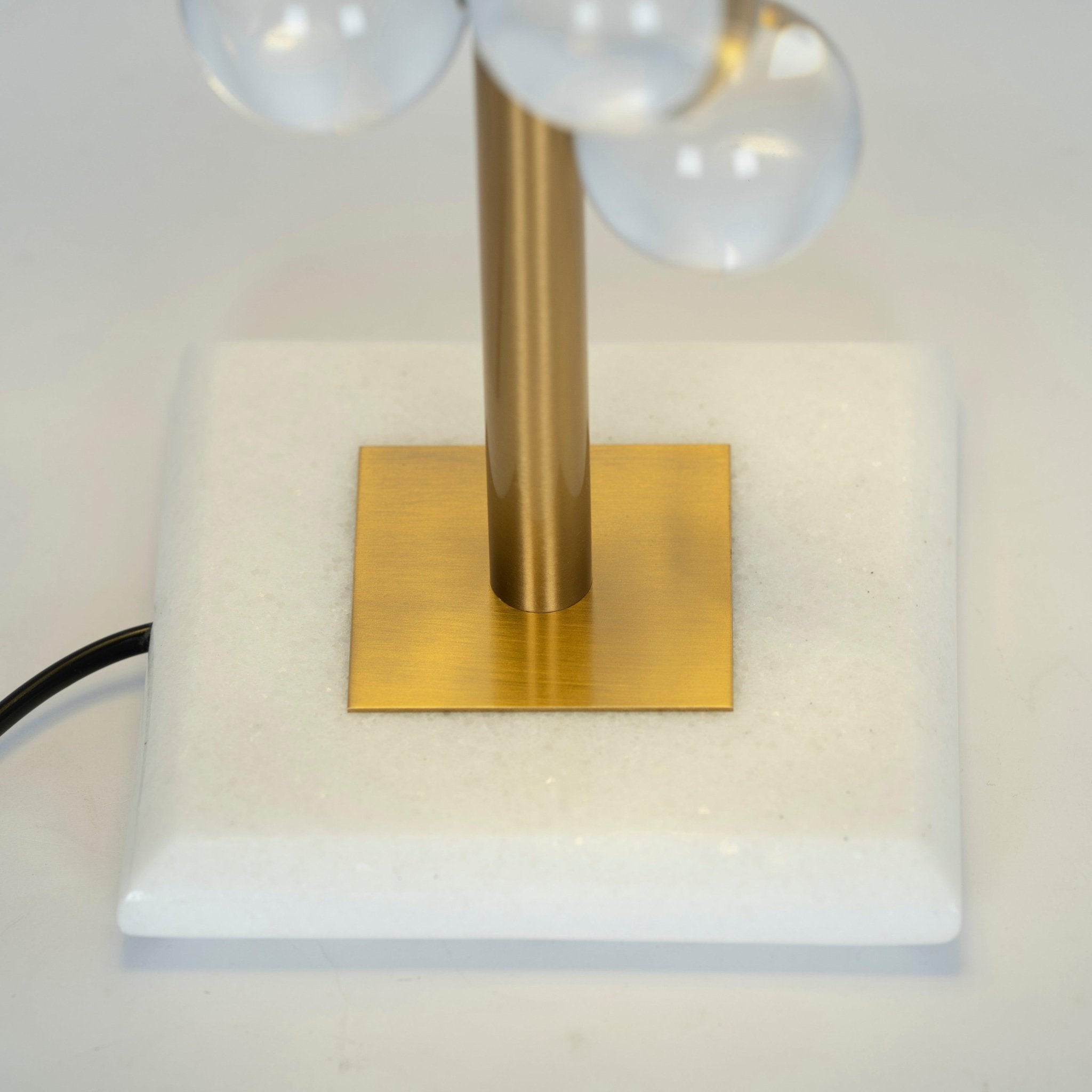 Lelobo Table Lamp