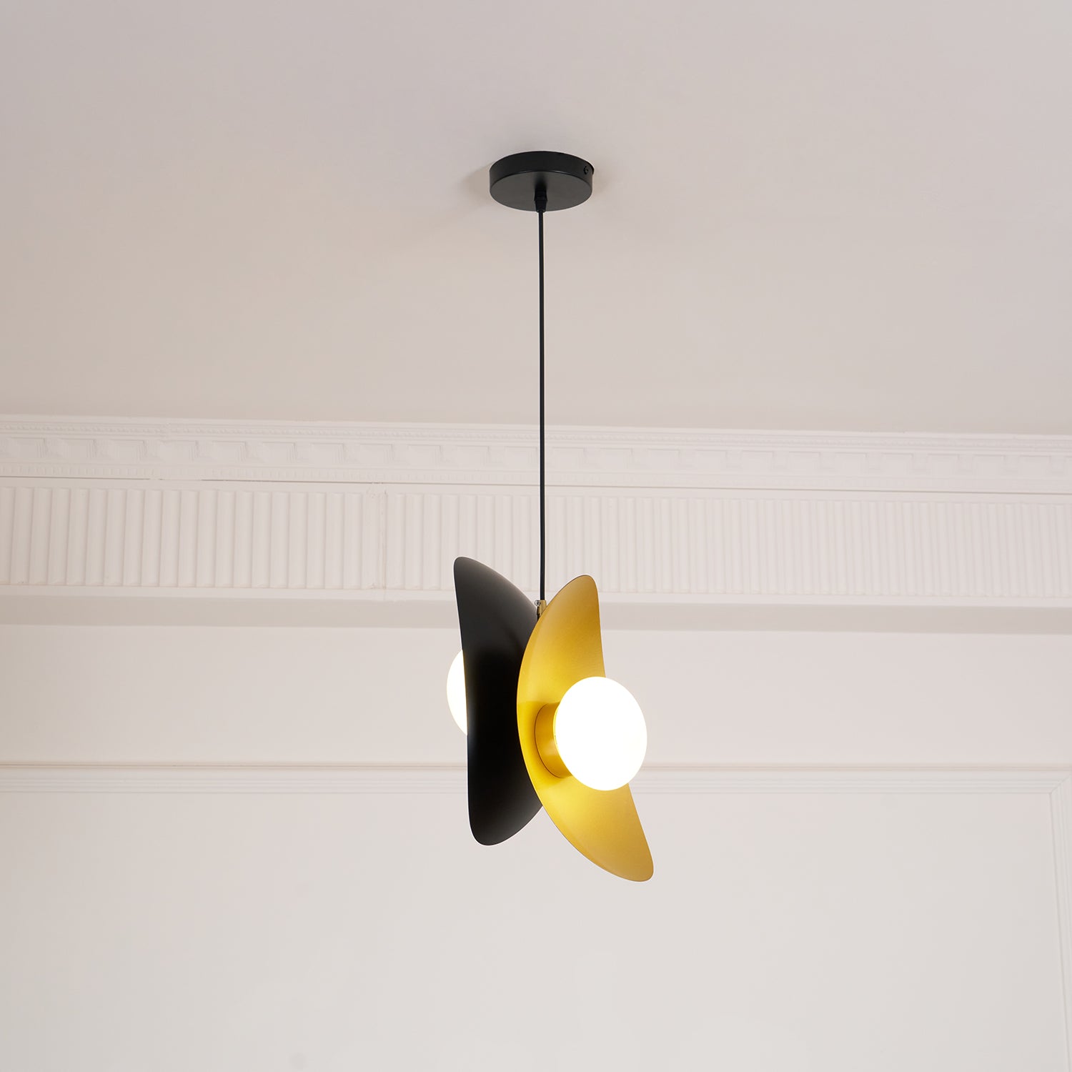 Dogaun Pendant Light
