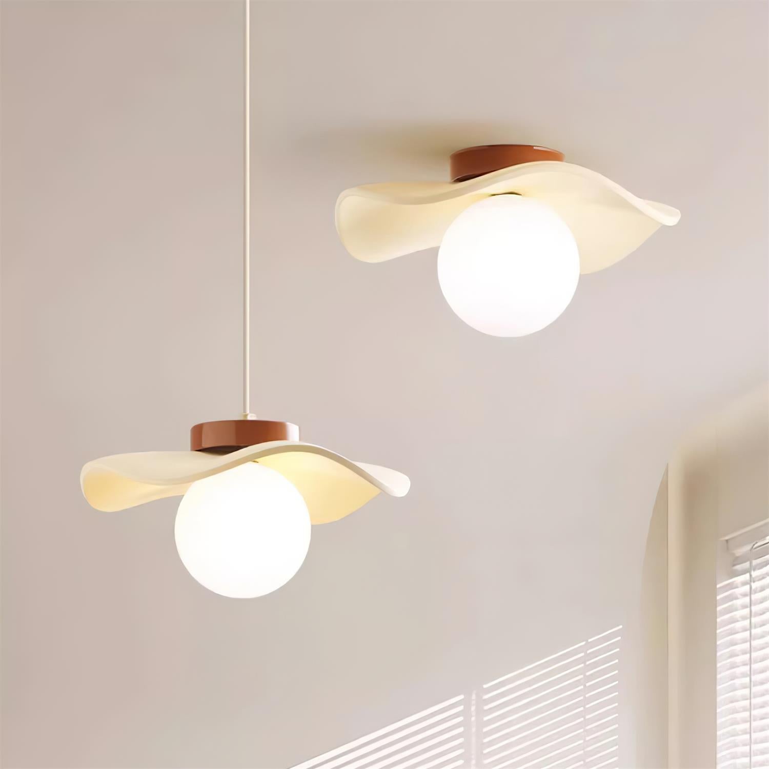 Taliz Leaf Pendant Light