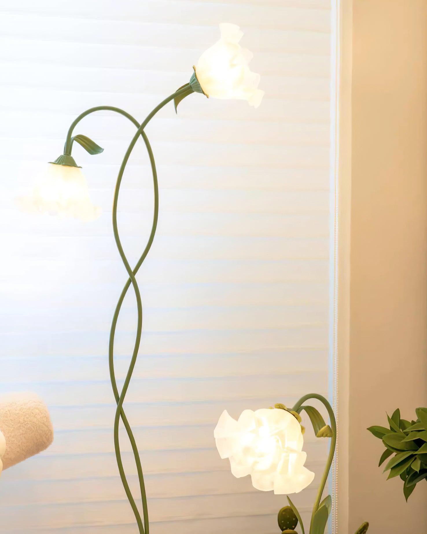 Wrenayo Floral Floor Lamp