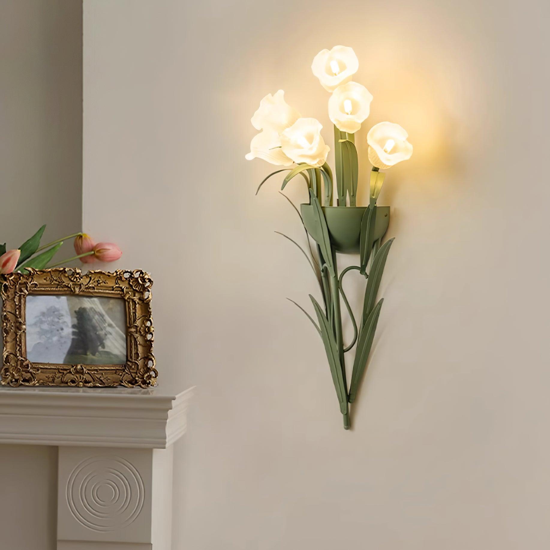 Beslyso Flower Wall Light