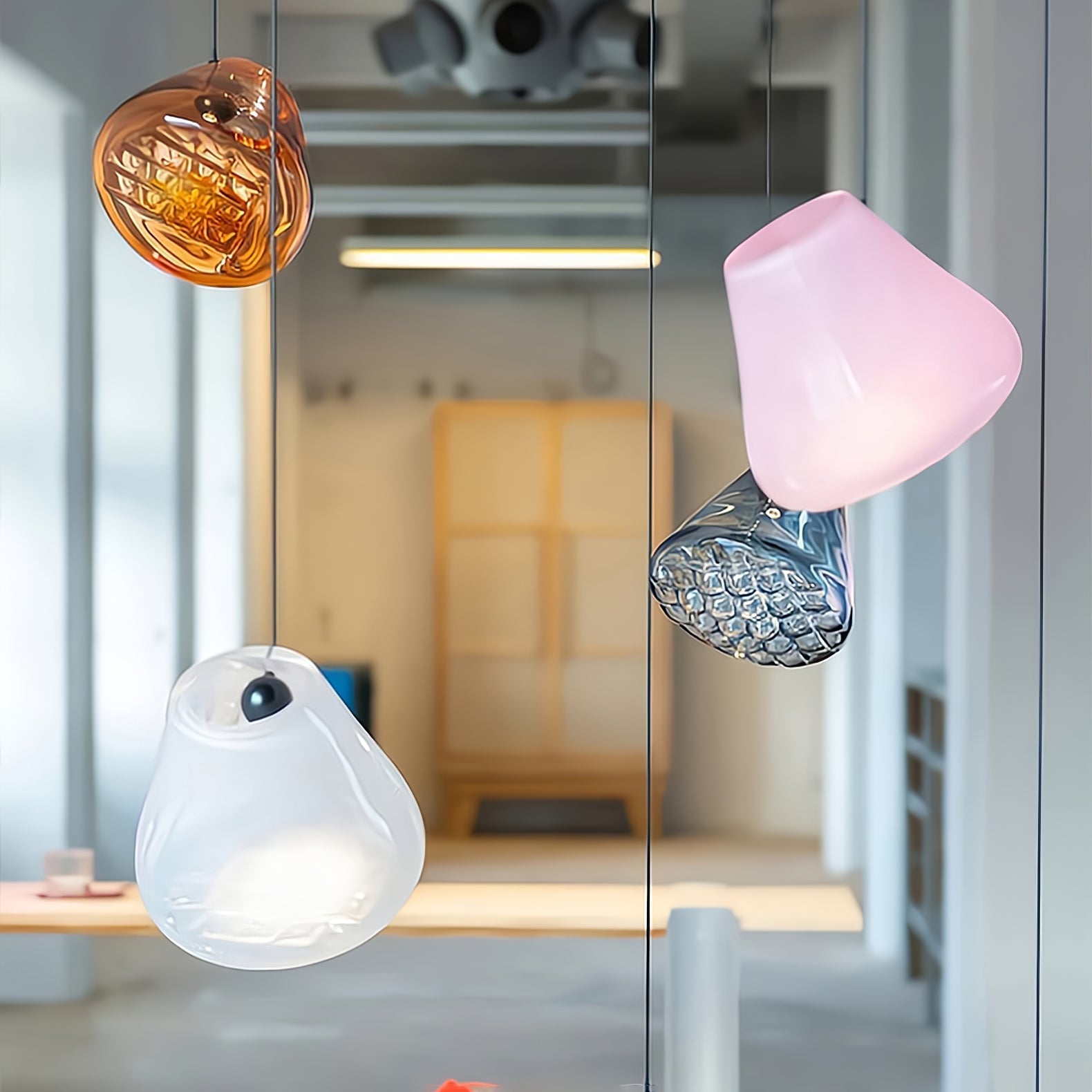Gripcup Pendant Light