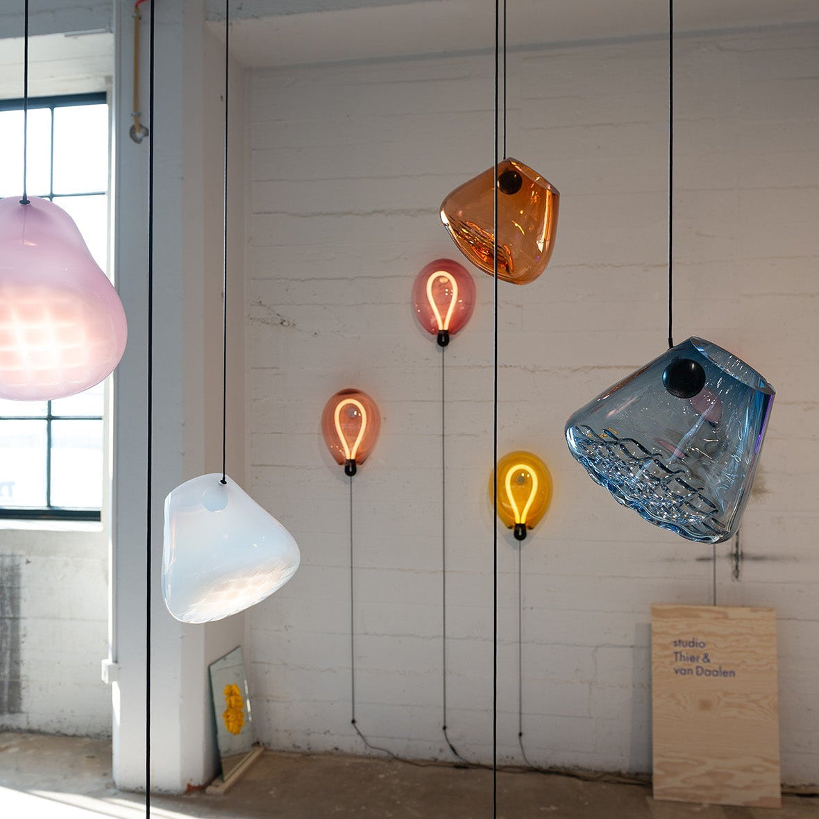Gripcup Pendant Light