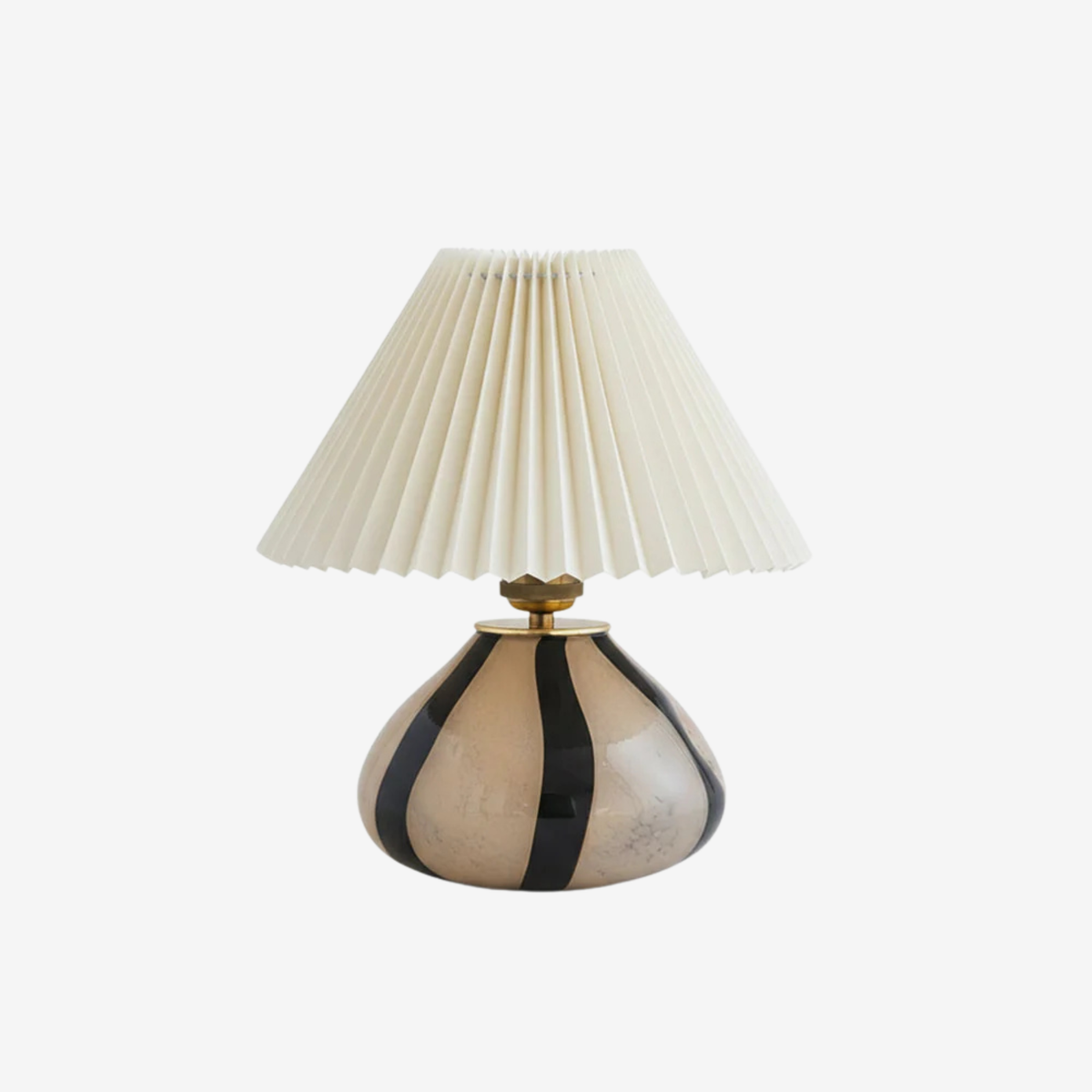 Yarmerei Pleated Table Lamp