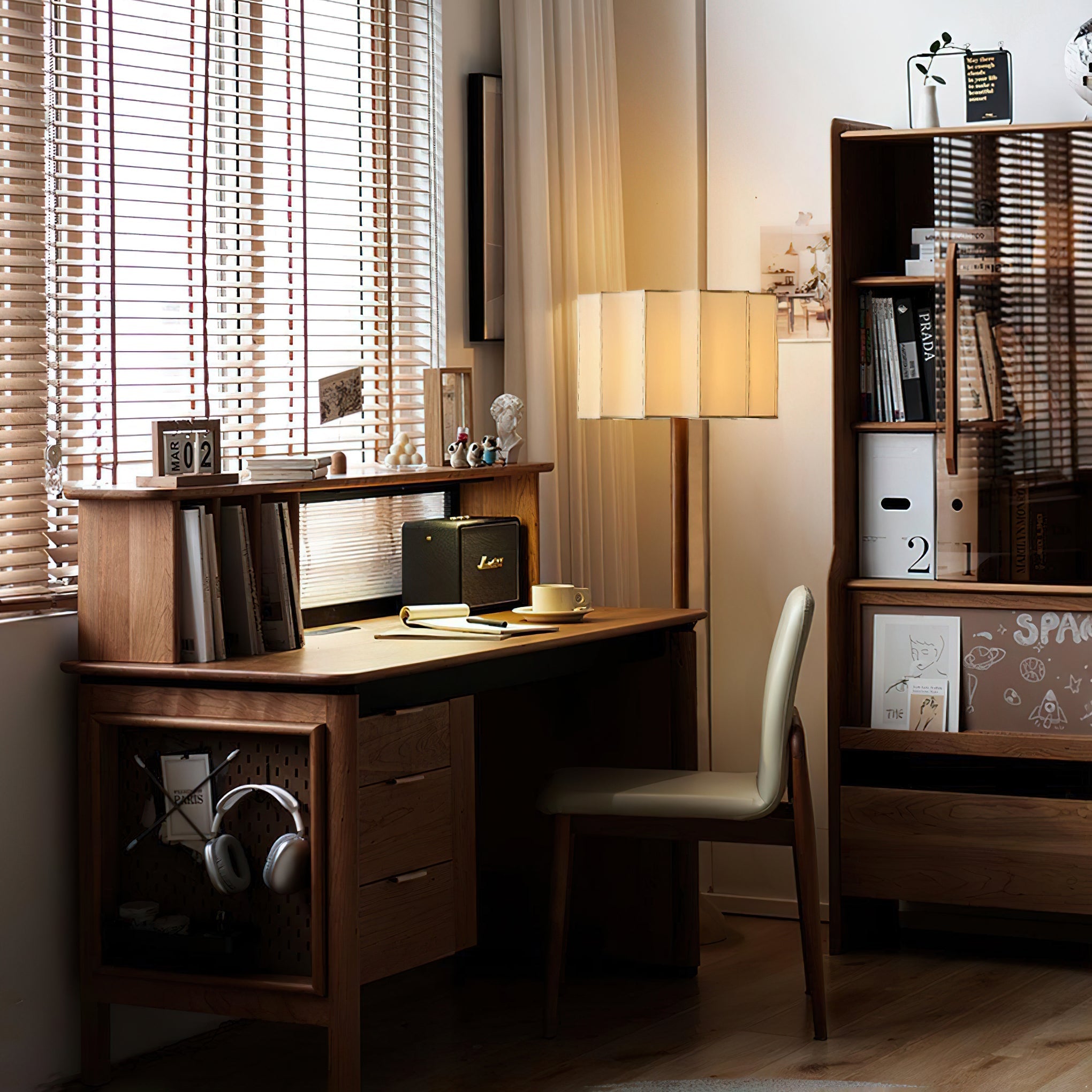 Meloan Floor Lamp