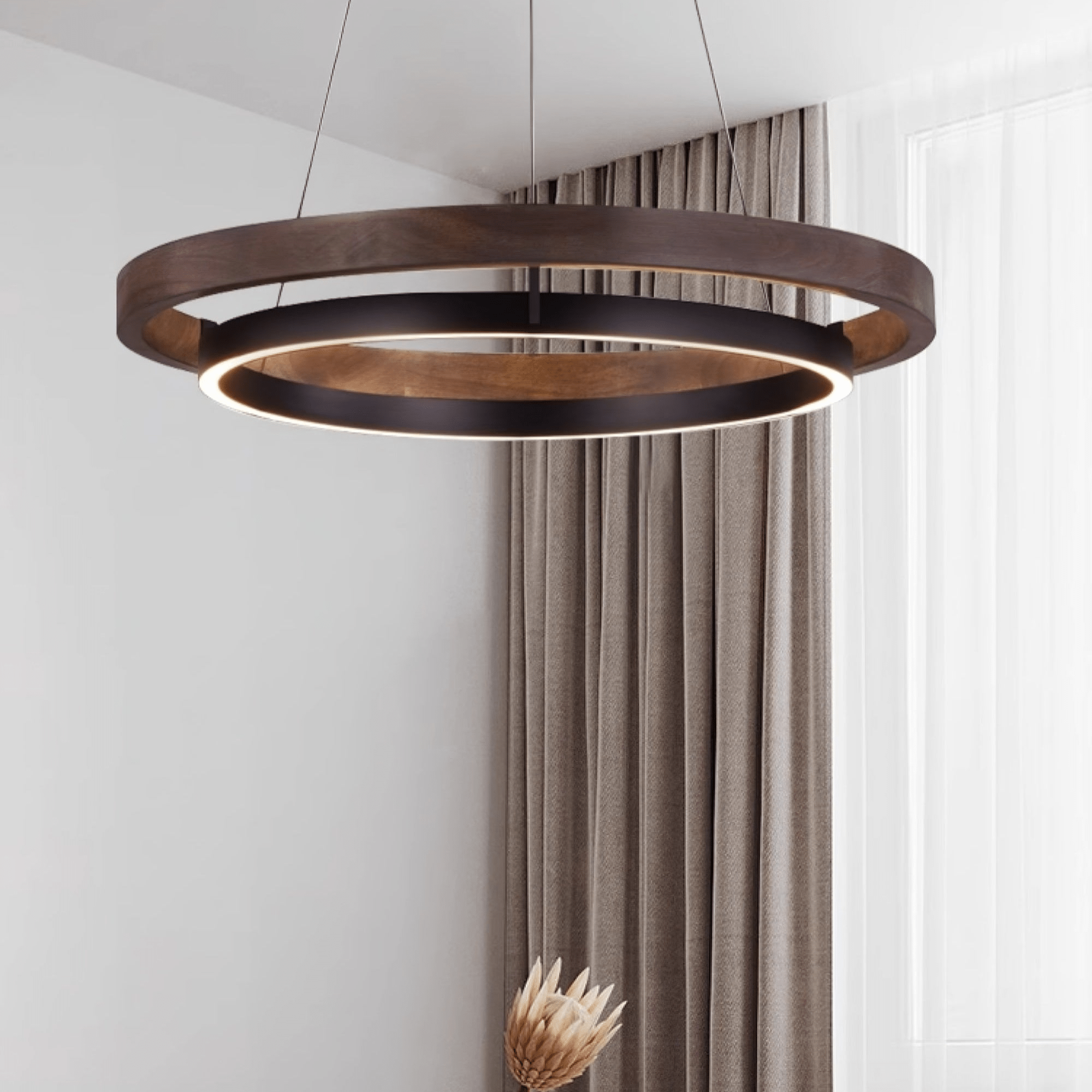 Loahes Ring-Shaped Pendant Light