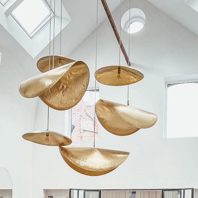 Zarvon Pendant Light