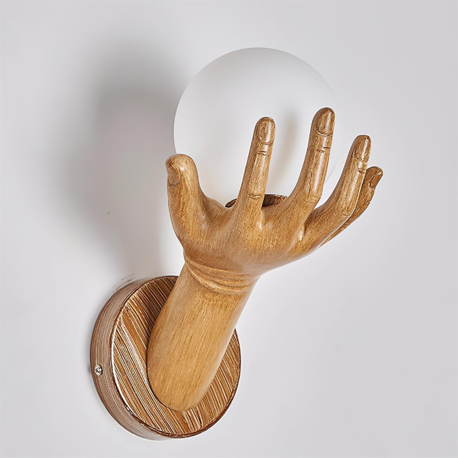 Ivelor Light Bearer Wall Light