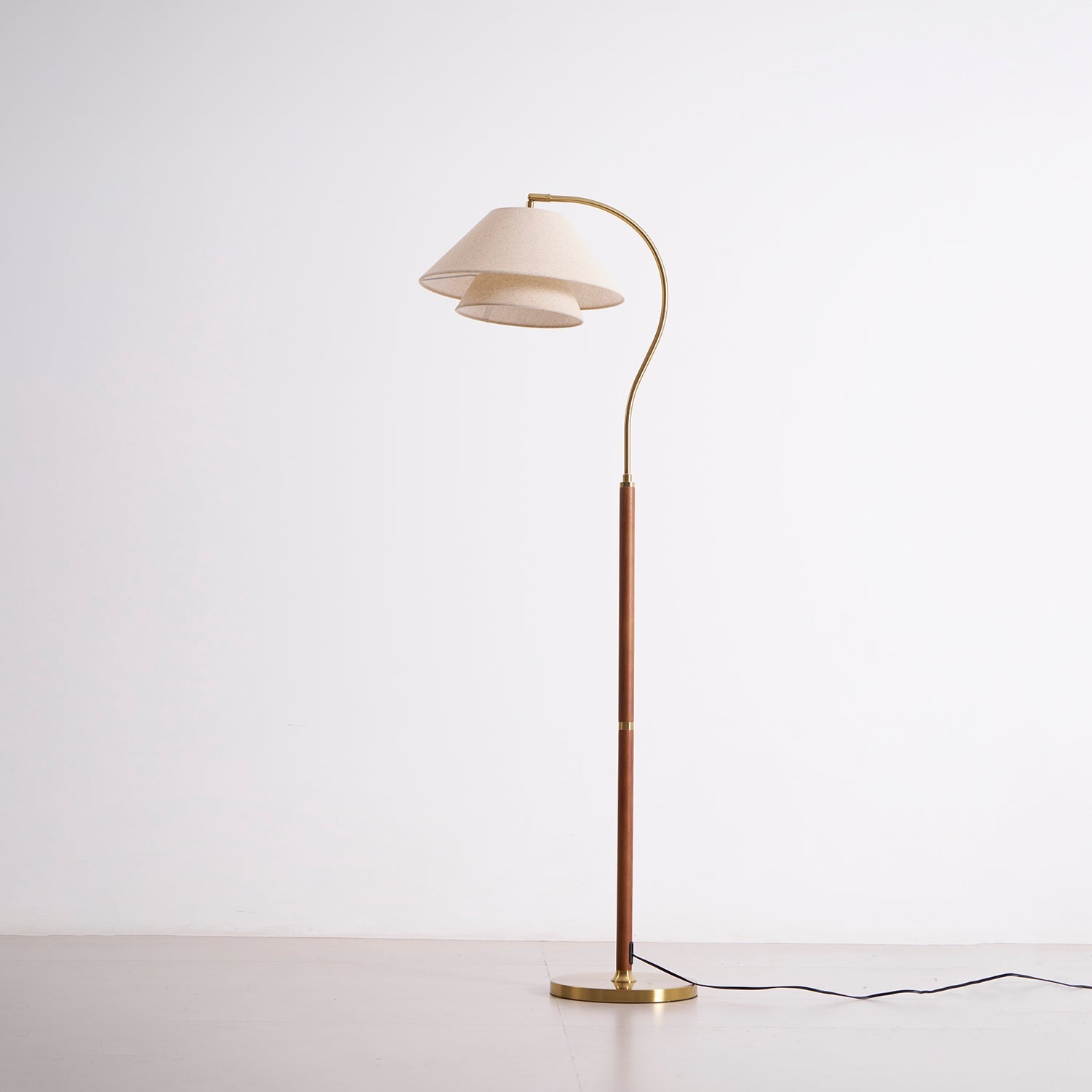 Dunburnel Floor Lamp